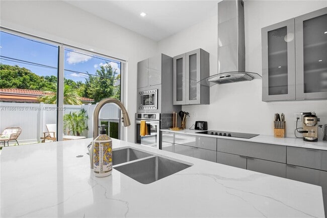 Photo - 3331 SW 29th Terrace