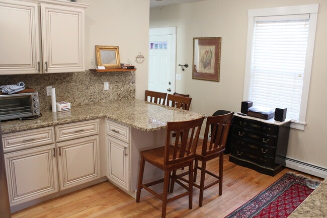 Photo - 2 Spring St Unit A