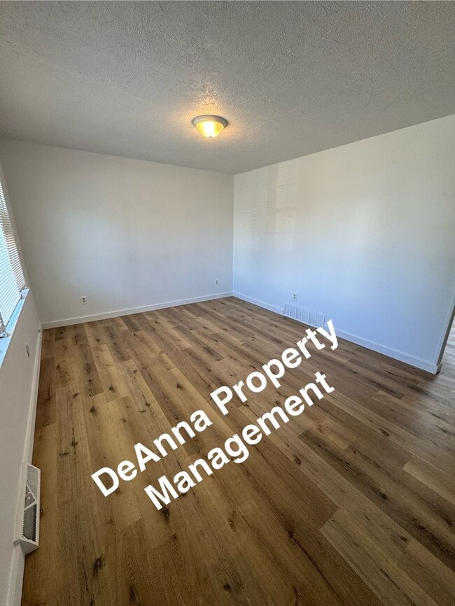 Photo - 3 Bedroom Single Home Lorain, Oh