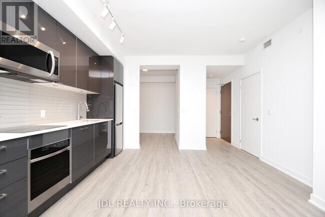 Photo - 1926 Lake Shore Blvd W Unit 3615