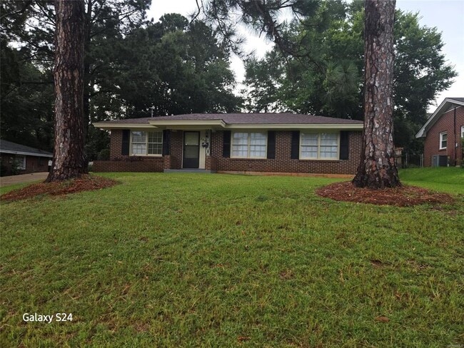 Photo - 3845 Bienville Rd