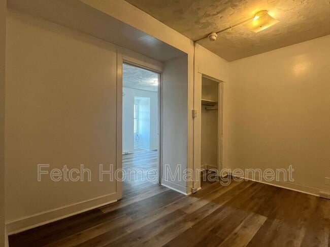 Photo - 641 S Queen St