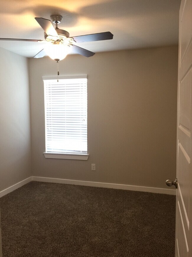 Photo - LUXURY 2 STORY DUPLEX LOCATED IN MIDLOTHIAN, TEXAS!