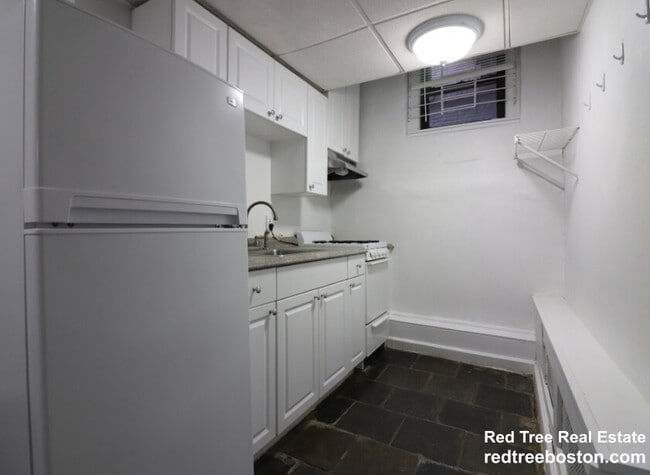 Photo - 238 Hemenway St Unit B7