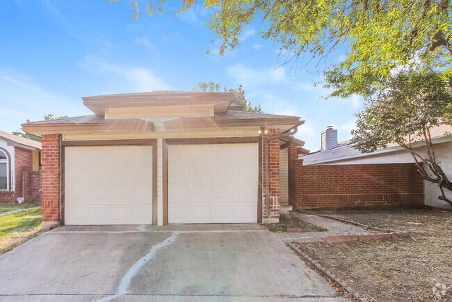 Building Photo - 6736 Poppy Dr Rental