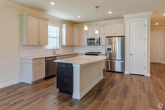Building Photo - 740 S E Boboli Way Rental