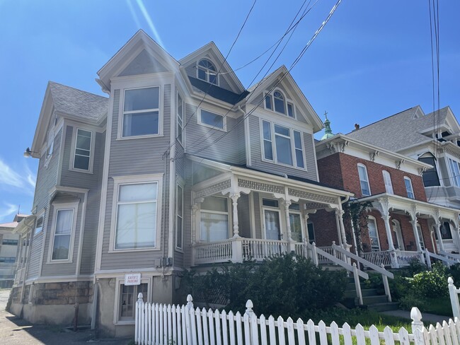 Photo - 49 W 2nd St Unit 49 w 2nd