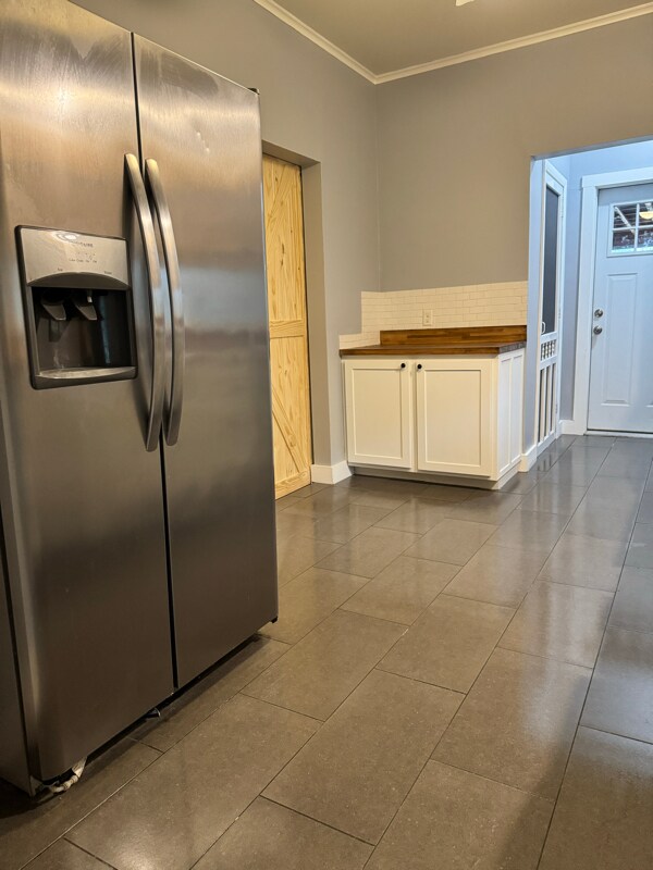 Photo - 305 NW 6th St