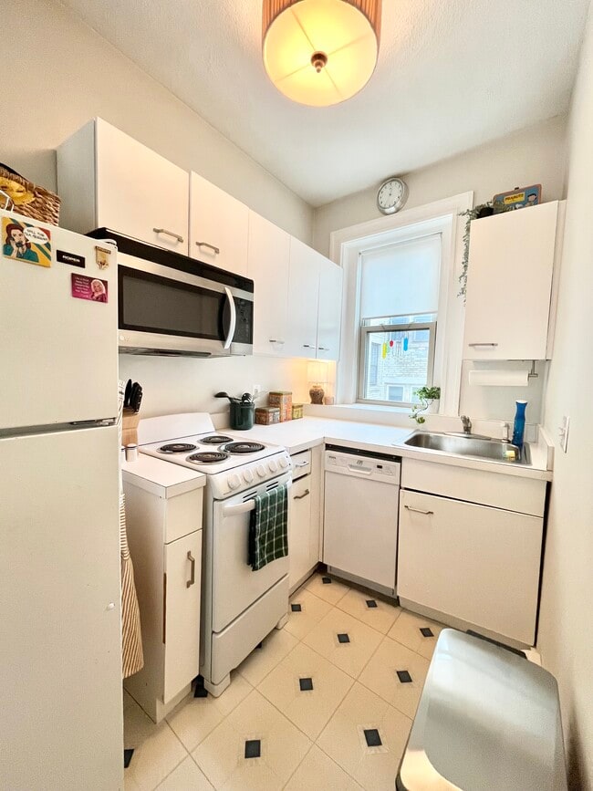 Photo - 1665 Commonwealth Ave Unit 15