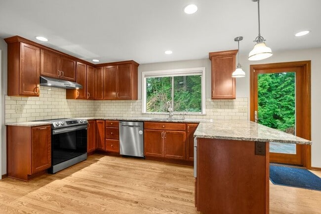 Photo - 3114 210th St SE