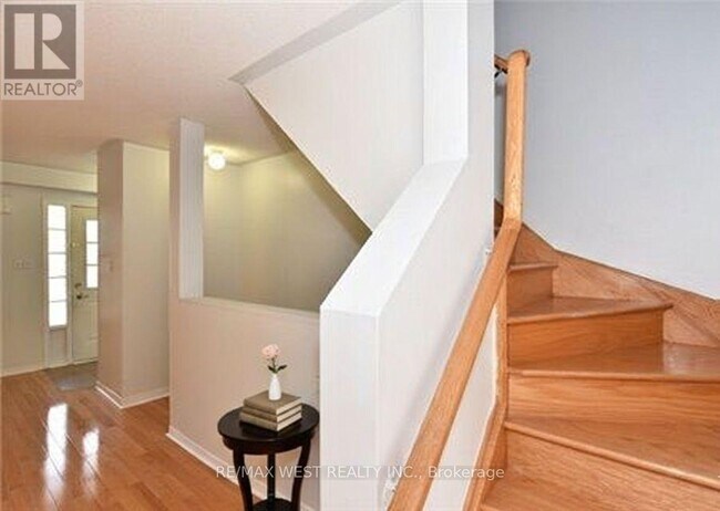 Photo - 180 Brickworks Ln Unité 2