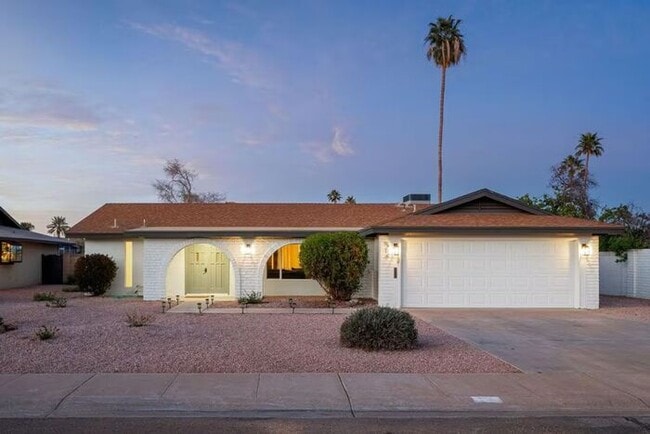 Photo - Tempe Oasis Home for Rent