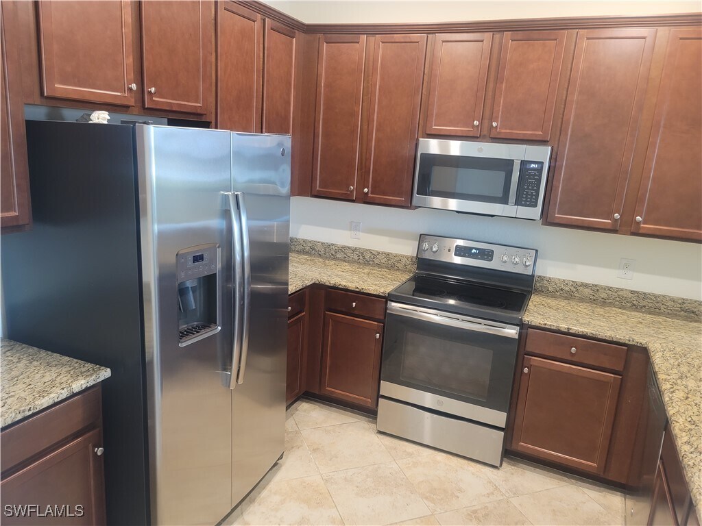 Photo - 2748 Blossom Wy Townhome