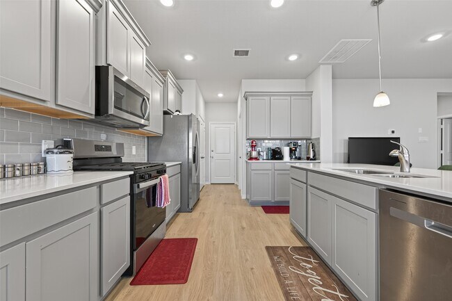 Photo - 6207 Trado Dr