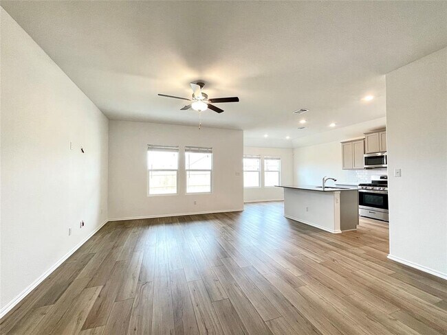 Photo - 431 Sebring Cir Casa