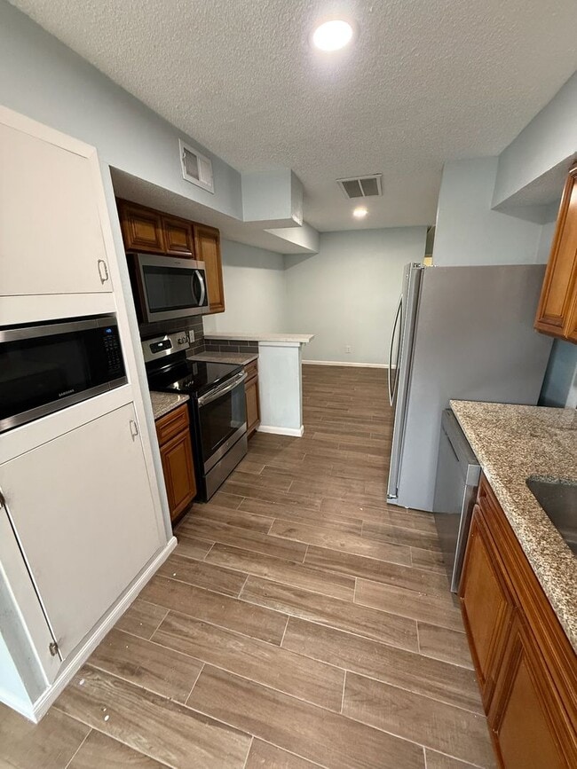 Photo - Spacious 3-Bedroom Corner Home in Candlelight Oaks Village