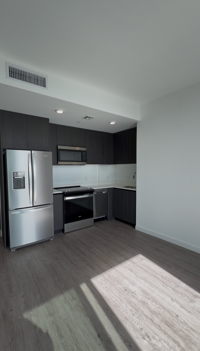 Photo - 2000 N Bayshore Dr Unit 1306