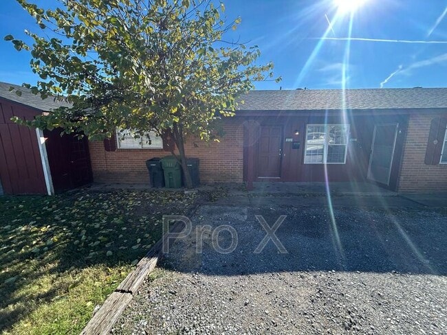 Photo - 600 W Olive St