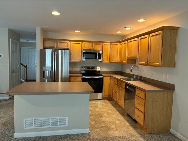 Kitchen - 1575 Sumneytown Pike