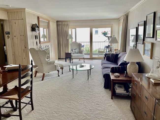 Photo - 35 Wharf Path Unit A