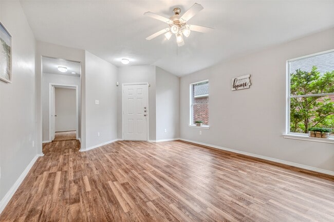 Photo - 20806 Dewberry Creek Ln