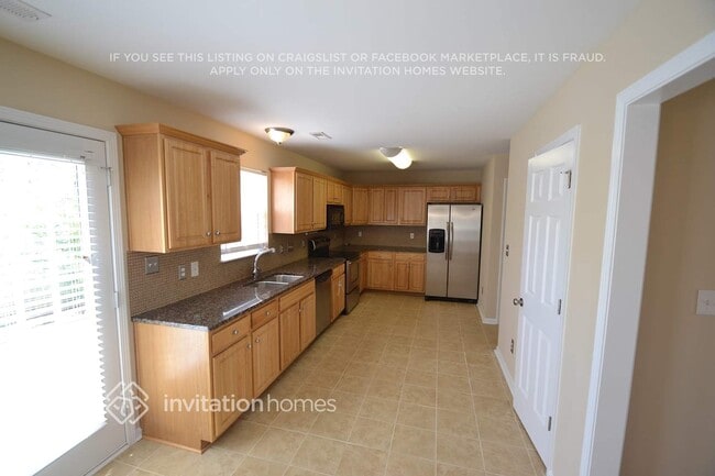 Photo - 549 Havenbrook Way NW
