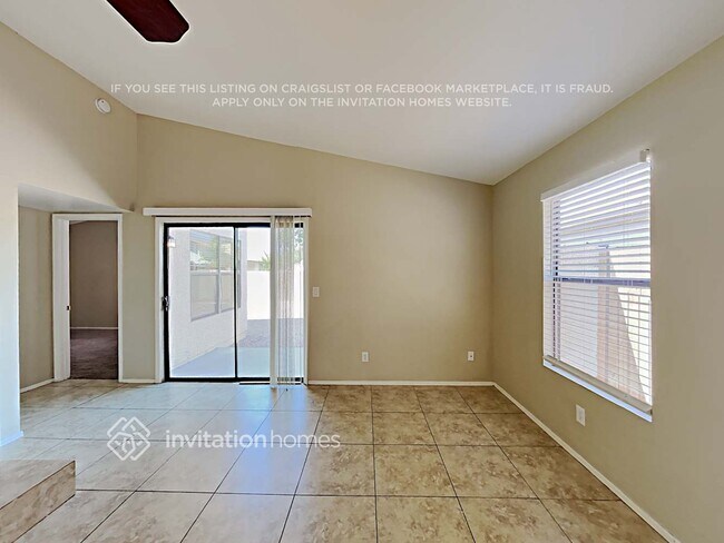 Photo - 4002 N 88th Ave