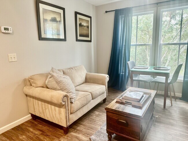 Photo - One Bedroom Apartment Available in The Heart of The Promenade! Unit #303