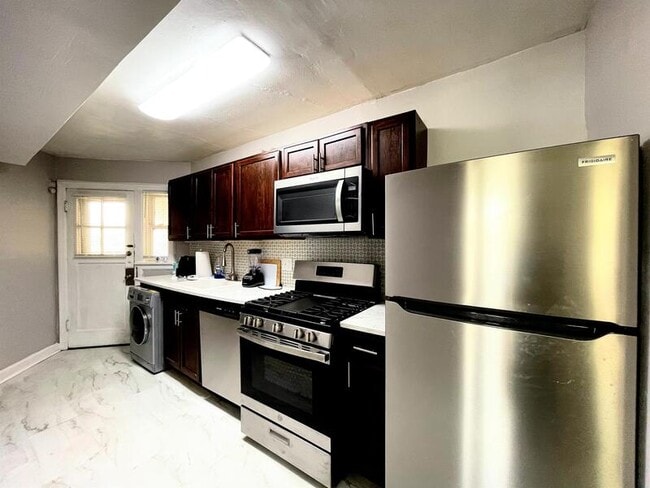 Photo - 125 W Bodley Ave Unit 3W