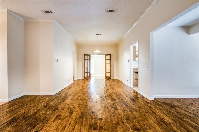 Photo - 224 Simmons Dr