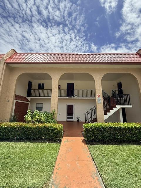 Building Photo - 230 Lake Dora Dr Unit 230