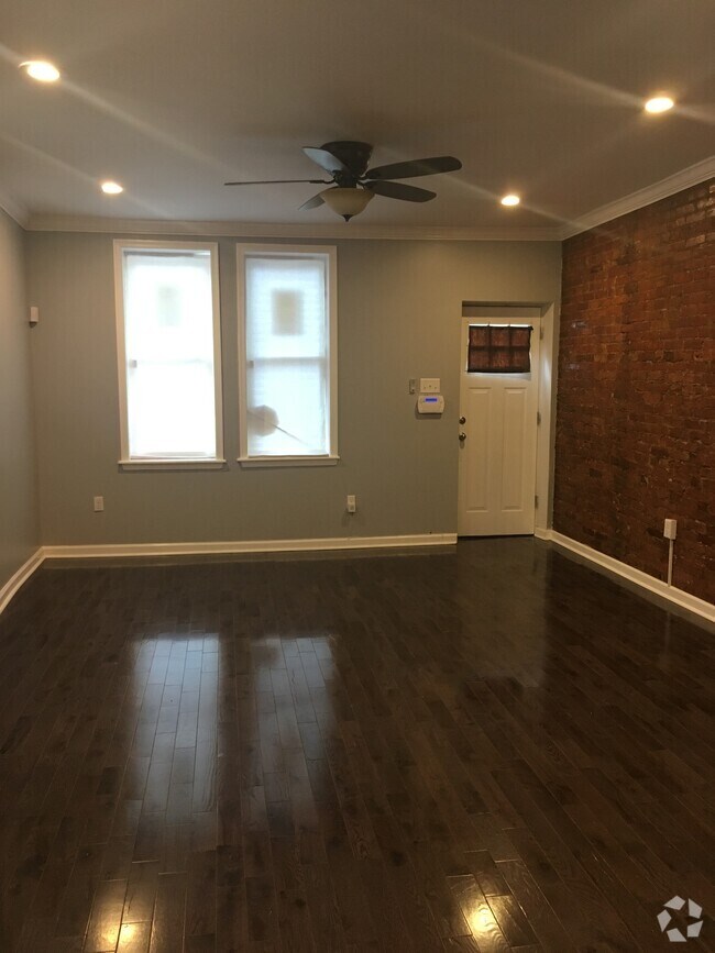 Rentals near Woodland and 41st Page 5