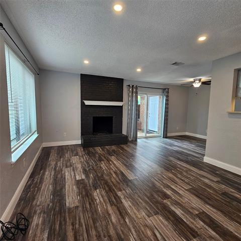 Photo - 3931 N Garland Ave Unidad 4