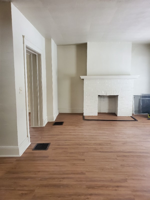 Photo - 1378 E 94th St