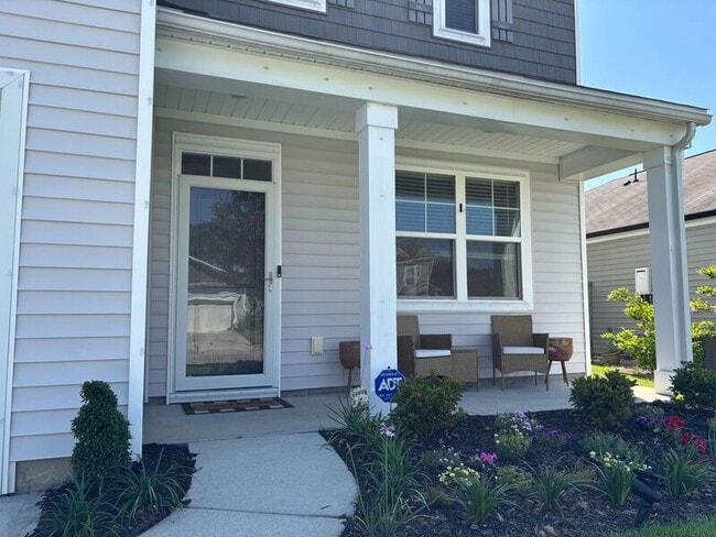 Photo - 208 Sarcoxie Rd