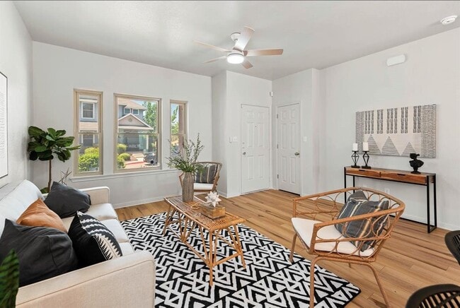 Photo - 4627 Senda Ln