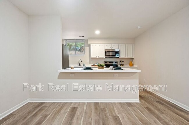 Photo - 201 Howell St
