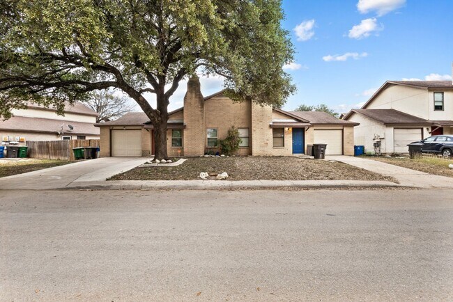 Photo - 6808 Betty Levy