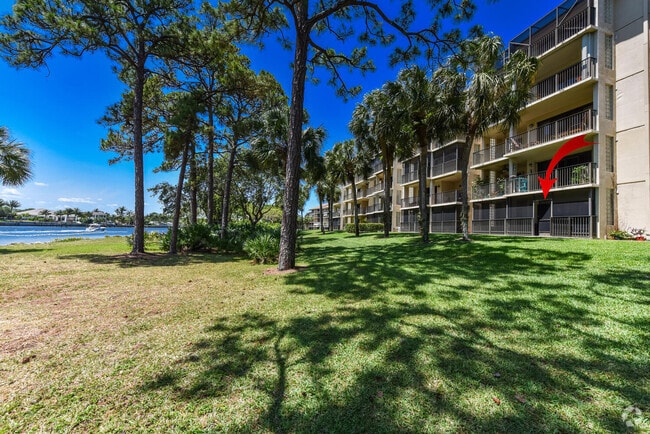 Building Photo - 1001 Seafarer Cir Unit 102 Rental