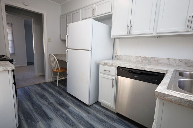 Photo - 2304 Bemiss Rd