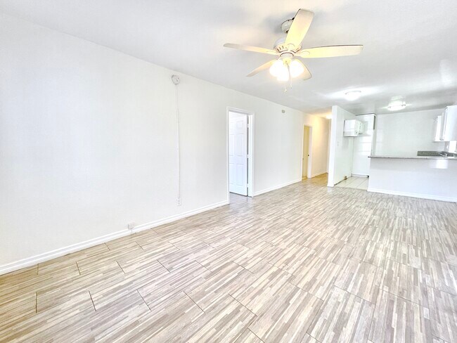 Photo - 636 W 85th St Unit 640