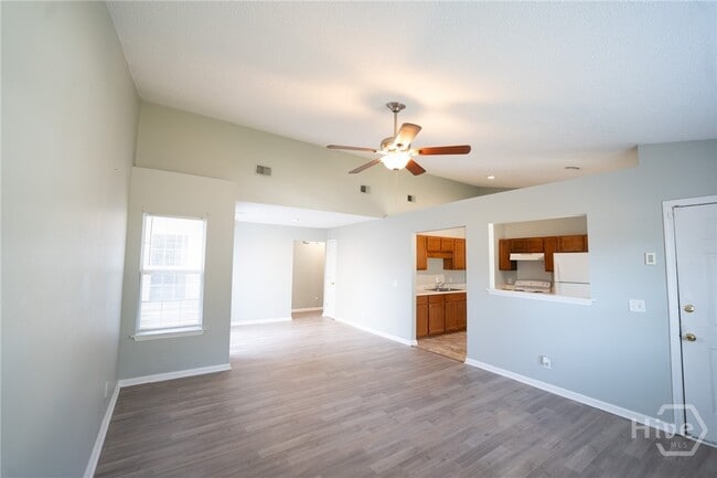 Photo - 148 Finn Cir