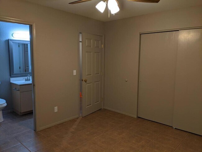 Photo - 4105 N Montezuma Ave