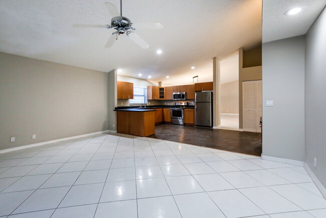 Photo - 3130 Salinas Way