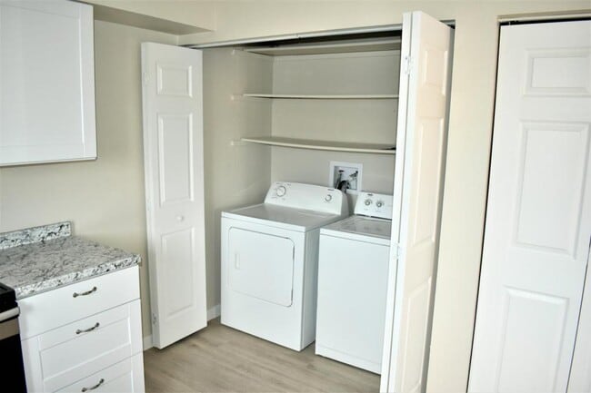 Building Photo - 6829 Western Pl Rental
