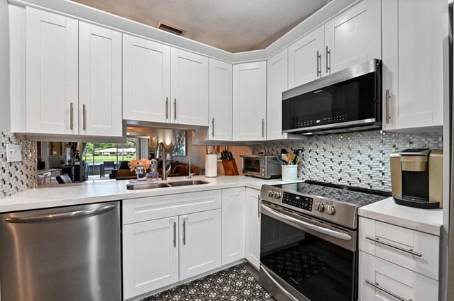 Photo - 18824 Argosy Dr