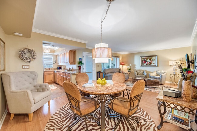 Photo - 3500 Gulf Shore Blvd N