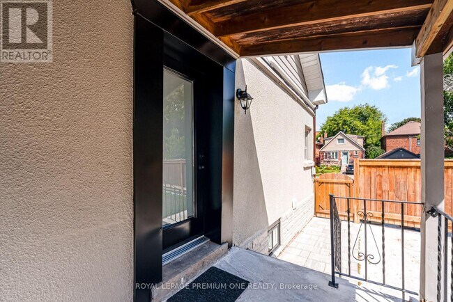 Photo - 79 Twenty Fifth St