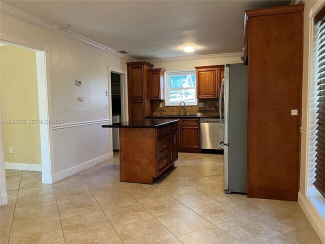 Photo - 19010 SW 96th Ave