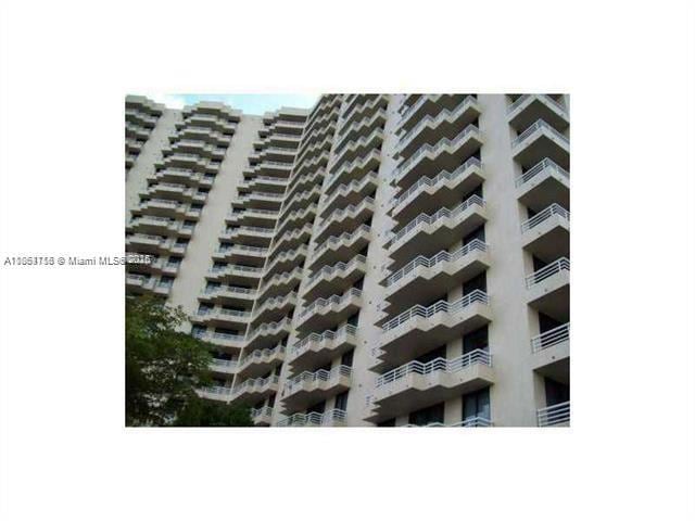 Photo - 3300 NE 192 St Unidad 1012 Rental